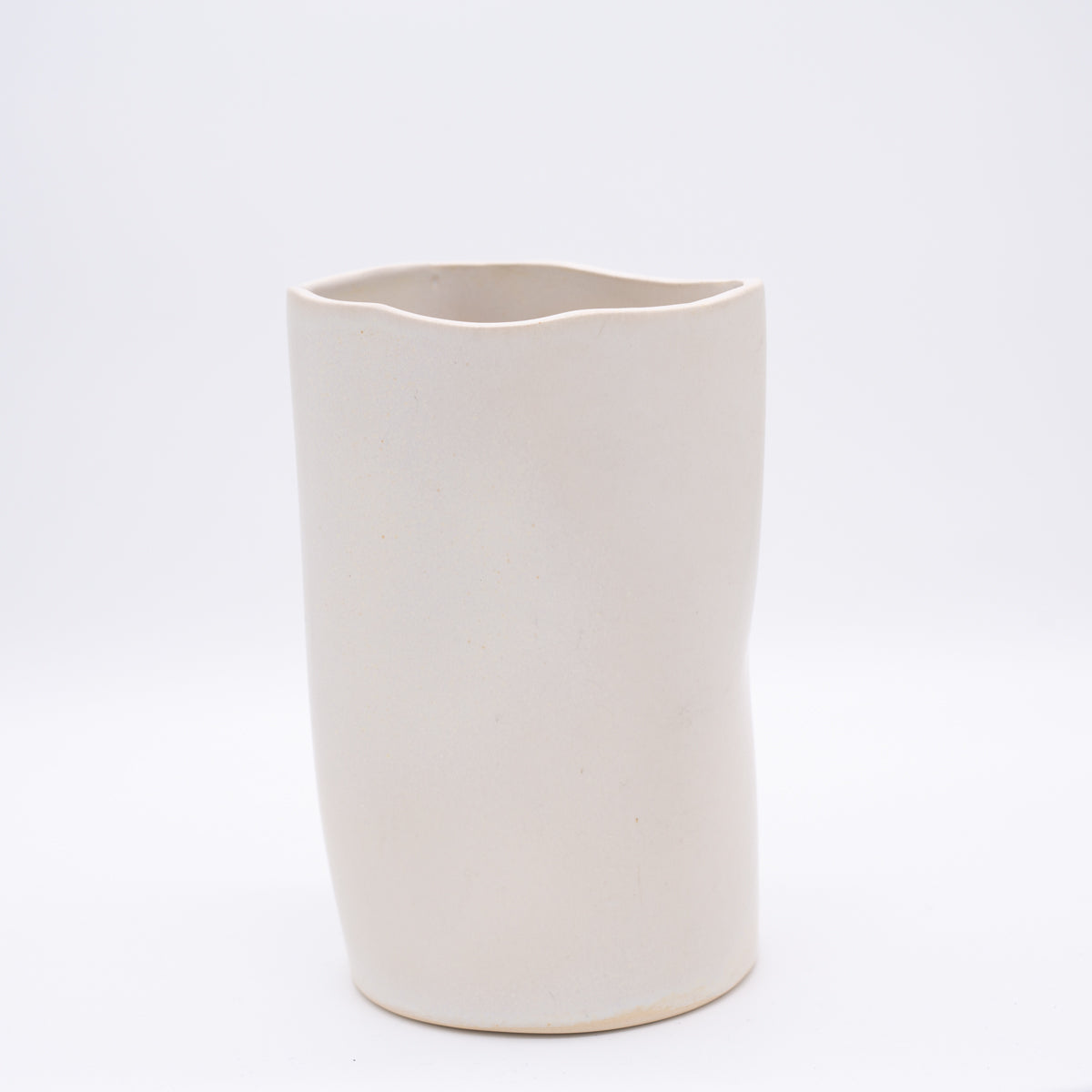 Vase matt beige gr.